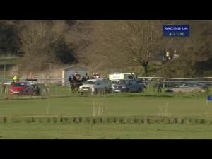 Video preview image for Warwick 16:30 - Executive Hire News Mares' Handicap Hurdle