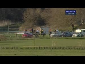 Video preview image for Warwick 17:00 - Executive Hire Show Handicap Chase (For The Stephen Allday Perpetual Plate)