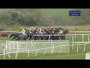 Video preview image for Wincanton 14:15 - 32Red 10 Free Bonus Mares' Novices' Hurdle