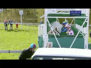 Video preview image for Pontefract 14:10 - Racing UK Easter Holiday Maiden Fillies' Stakes (Bobis Race)