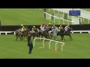 Video preview image for Cheltenham 15:50 - Auriga Network Handicap Chase