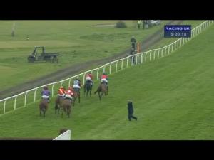 Video preview image for Kelso 17:00 - Eildon Hill Stables Novices' Hunters' Chase (For The Charlie Brown Trophy)