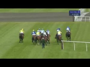 Video preview image for Kempton Park 15:25 - Visit and Dine In The Panoramic Handicap Chase