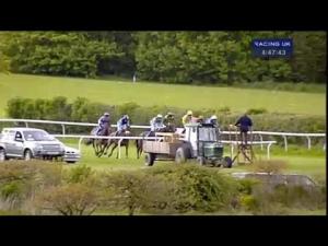 Video preview image for Ludlow 16:45 - Tanners Wines Novices' Hurdle
