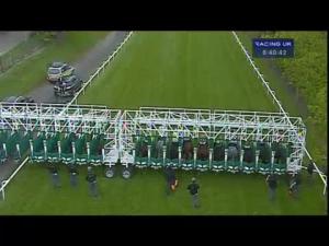 Video preview image for Hamilton Park 20:40 - Famous Grouse Bannockburn Handicap