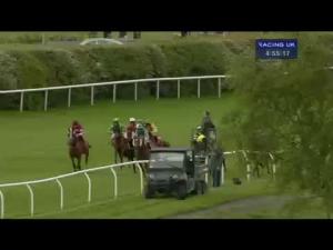Video preview image for Kelso 16:55 - John Smith's Handicap Chase (For The Wilfred & Patricia Crawford Memorial Trophy)