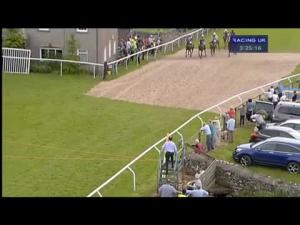 Video preview image for Cartmel 15:25 - Bet Toteswinger Handicap Chase