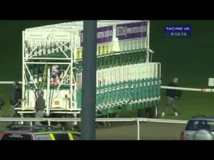 Video preview image for Kempton Park 21:15 - Betdaq No Premium Charge Handicap (London Mile Series Qualifier)