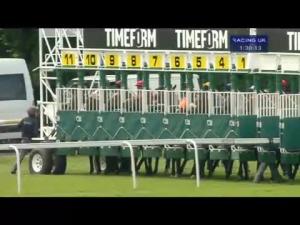 Video preview image for Haydock Park 13:30 - haydock-park.co.uk Handicap