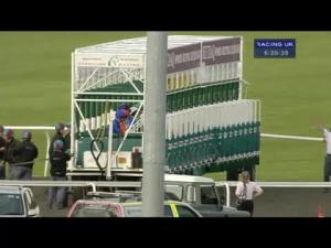 Video preview image for Kempton Park 18:20 - Betdaq 25 No Lose Free Bet Handicap (London Mile Series Qualifier)