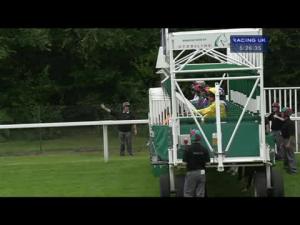 Video preview image for Ascot 17:20 - Jll Handicap (Rnd)