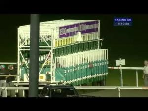 Video preview image for Kempton Park 21:10 - Visit and Dine In The Panoramic Handicap