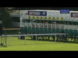 Video preview image for Haydock Park 15:25 - Betfred TV/EBF Stallions Dick Hern Fillies' Stakes (Listed)