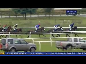 Video preview image for Huntingdon 15:20 - Follow Us On Twitter Today At Simplythebesttm Handicap Chase