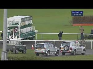 Video preview image for Kempton Park 18:50 - Betbright Moneyback Offers Median Auction Maiden Stakes
