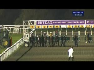 Video preview image for Kempton Park 19:15 - Betdaq 200 Games Bonus Nursery