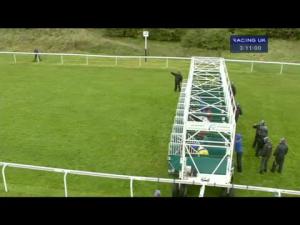 Video preview image for Pontefract 15:10 - 40 Totepool Package On 20th October Handicap