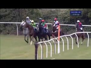 Video preview image for Wincanton 15:20 - Bathwick Tyres Bridgwater Handicap Hurdle