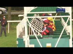 Video preview image for Pontefract 16:10 - Toteexacta Pick The 1, 2 Maiden Stakes