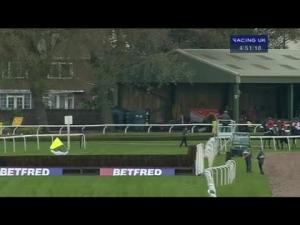 Video preview image for Aintree 16:50 - Totesport.Mobi Novices' Chase