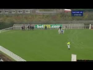 Video preview image for Wetherby 14:50 - Weatherbys Hamilton Insurance Wensleydale Juvenile Hurdle (Listed)