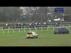 Video preview image for Huntingdon 13:50 - Thelma Joan Arnold Claiming Hurdle