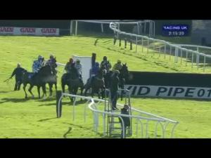 Video preview image for Exeter 14:15 - Vix Technology Haldon Gold Cup Chase (Grade 2 Limited Handicap)