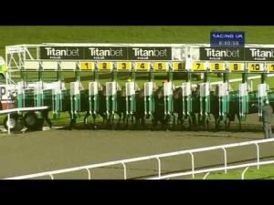 Video preview image for Kempton Park 18:40 - Bet & Watch At titanbet.co.uk Handicap