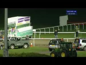 Video preview image for Kempton Park 17:10 - Betdaq 30 Free Bet 3% Commission Maiden Fillies' Stakes (Div 1)