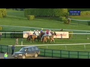 Video preview image for Cheltenham 15:35 - Glenfarclas Cross Country Chase