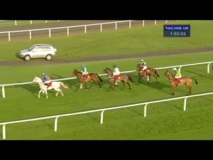 Video preview image for Kempton Park 13:05 - Simply Finance Beginners' Chase