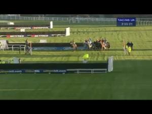 Video preview image for Ludlow 14:55 - Concha Y Toro Novices' Handicap Chase