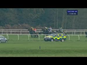 Video preview image for Newbury 13:30 - Pertemps Network Handicap Hurdle (Series Qualifier)