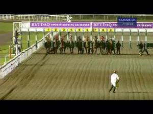 Video preview image for Kempton Park 19:10 - Watch Racing UK Anywhere Handicap