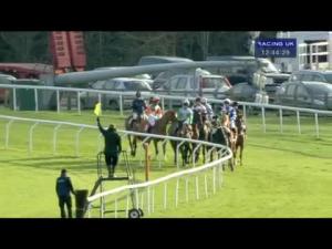 Video preview image for Kempton Park 12:40 - William Hill - Bet & Watch Juvenile Hurdle