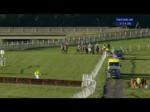 Video preview image for Catterick Bridge 13:10 - Bhest Racing To School Novices' Hurdle