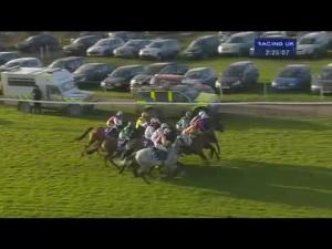 Video preview image for Warwick 14:25 - Pertemps Network Handicap Hurdle (Series Qualifier)