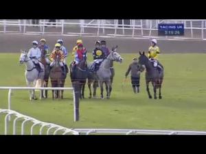 Video preview image for Kempton Park 15:15 - William Hill - Bet On The Move Handicap Chase