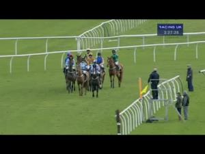 Video preview image for Newbury 15:25 - Betfred TV EBF Mares' 'National Hunt' Novices' Hurdle