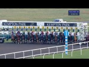 Video preview image for Kempton Park 16:05 - Family Fun At Kempton On 04.04.15 Handicap
