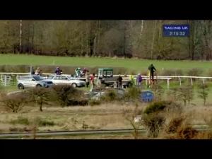 Video preview image for Ludlow 14:15 - racinguk.com Handicap Hurdle