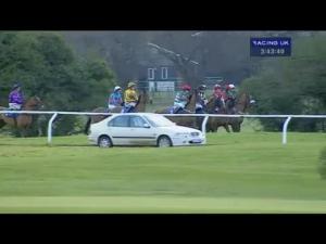 Video preview image for Wincanton 15:40 - Paul Nicholls Racing Handicap Hurdle