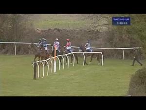 Video preview image for Wincanton 15:40 - Come Racing Novices' Handicap Hurdle