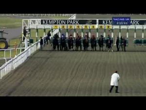 Video preview image for Kempton Park 16:55 - racinguk.com Handicap