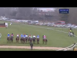 Video preview image for Warwick 15:15 - Bet & Watch At titanbet.co.uk Handicap Hurdle