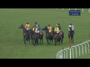 Video preview image for Sandown Park 15:40 - David Lindon & Co Novices' Hurdle