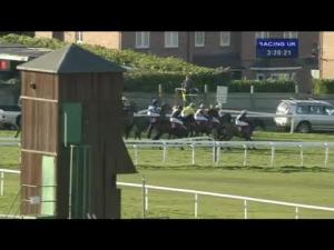 Video preview image for Sandown Park 15:25 - Grand Military Gold Cup (Military Amateur Riders' Chase)