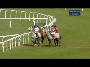 Video preview image for Sandown Park 13:25 - William Hill Mobile Cheltenham Offers Juvenile Handicap Hurdle
