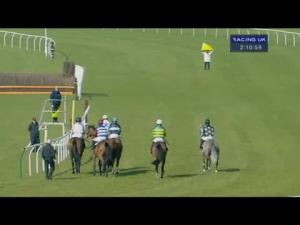 Video preview image for Newbury 14:10 - Emma Lavelle Racing Novices' Hurdle