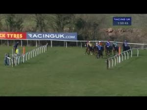 Video preview image for Wincanton 13:50 - Follow Rewards4racing On Twitter Novices' Hurdle